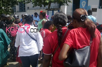 Côte dÂ’Ivoire : Venus réclamer la libération de leur club, les supporters de lÂ’Africa se font bastonner par la police   